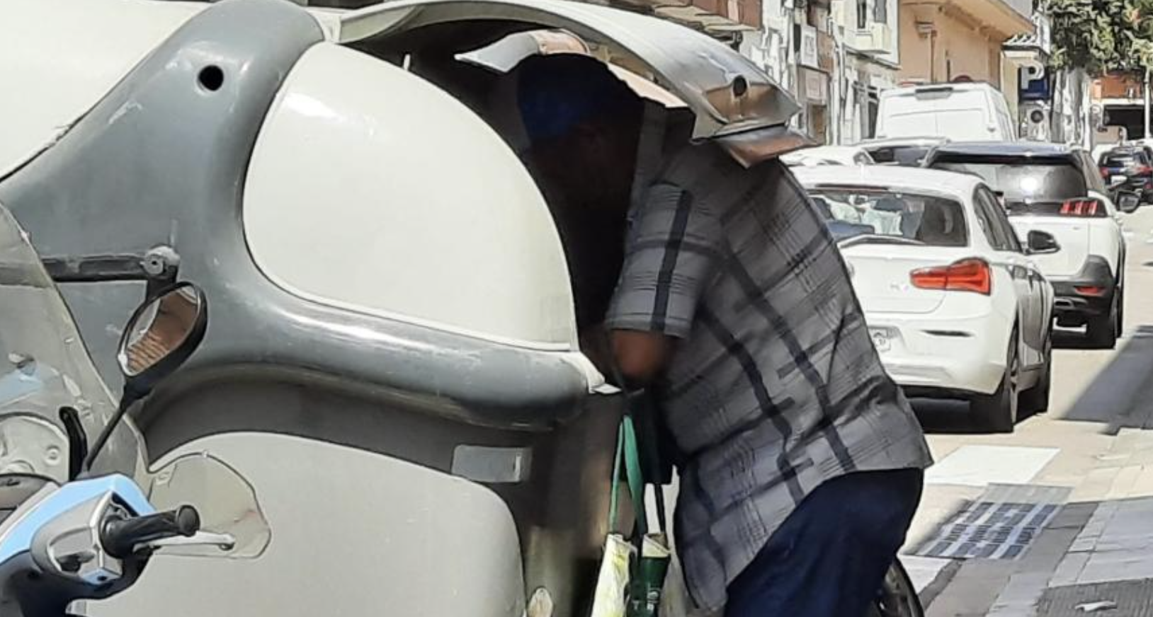Un gallego encuentra en la basura su cupón premiado con medio millón de euros Un gallego encuentra en la basura su cupón premiado con medio millón de euros