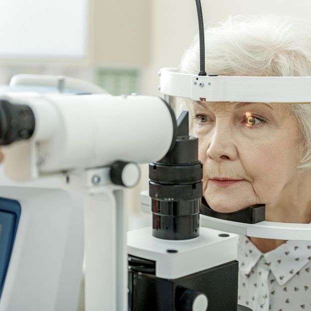 Degeneración macular asociada a la edad (Bigstock)