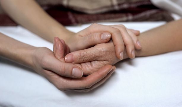 Este viernes entra en vigor en España la ley de la eutanasia