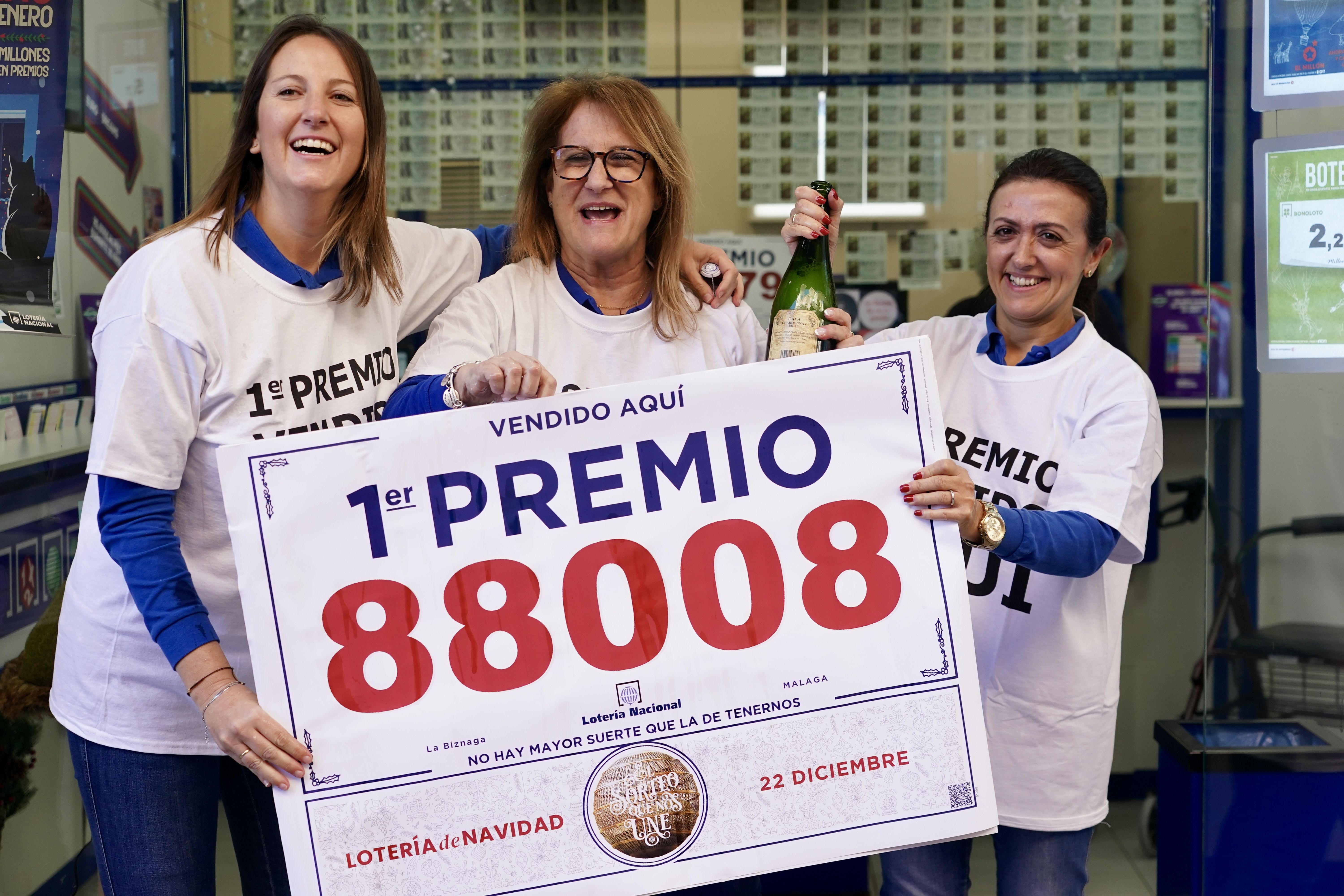 El 88.008, el 'Gordo' más tardío de la Historia, riega de millones toda España El 88.008, el 'Gordo' más tardío de la Historia, riega de millones toda España