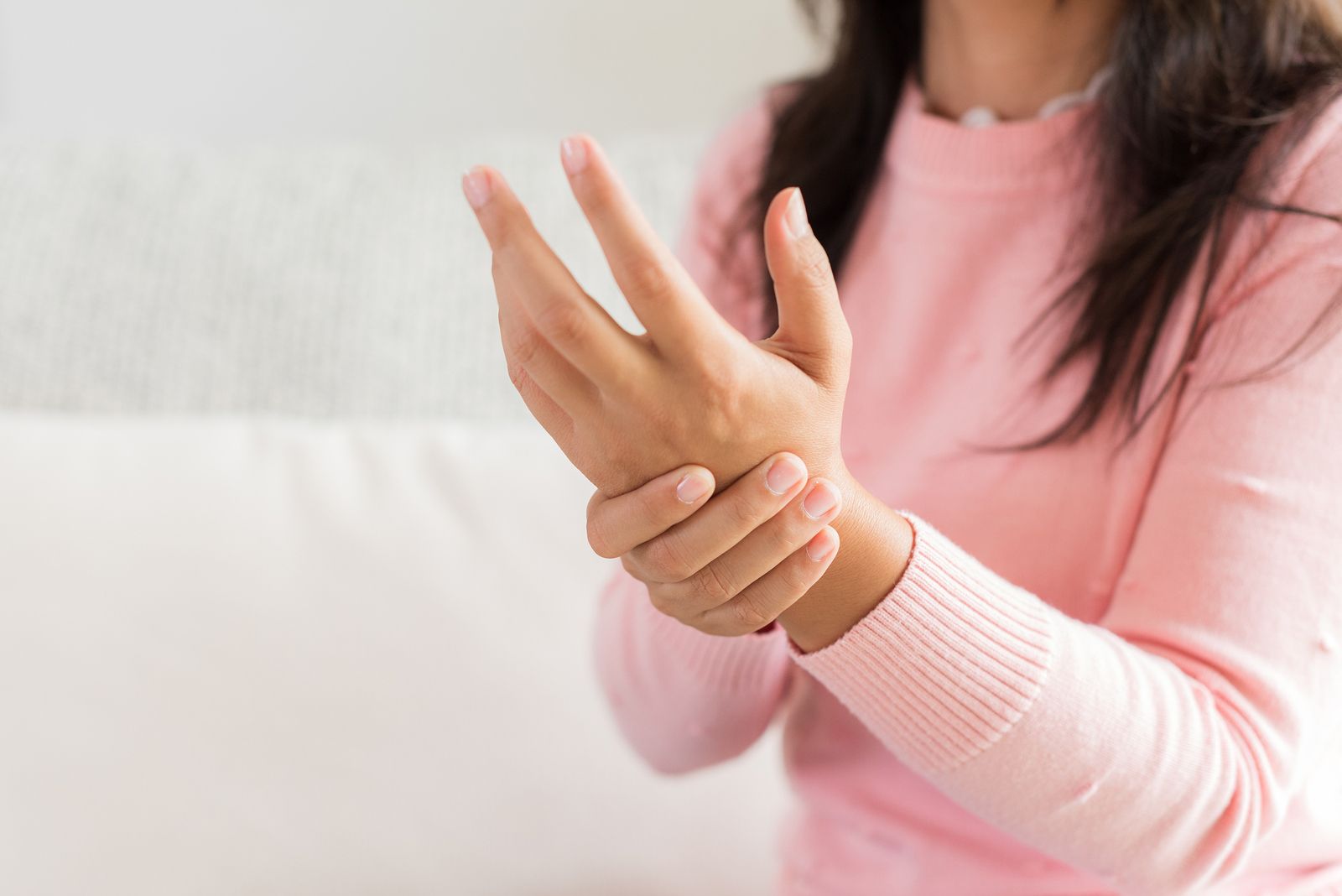 Ejercicios para aliviar la artrosis de manos en mayores