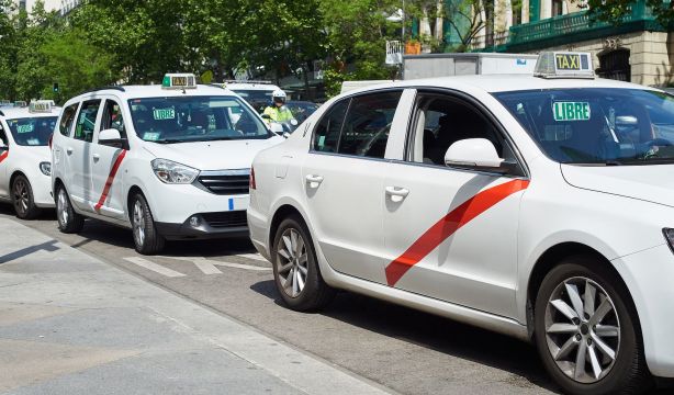 Conoce los nuevos precios: Madrid actualiza sus tarifas de taxi para el 2024