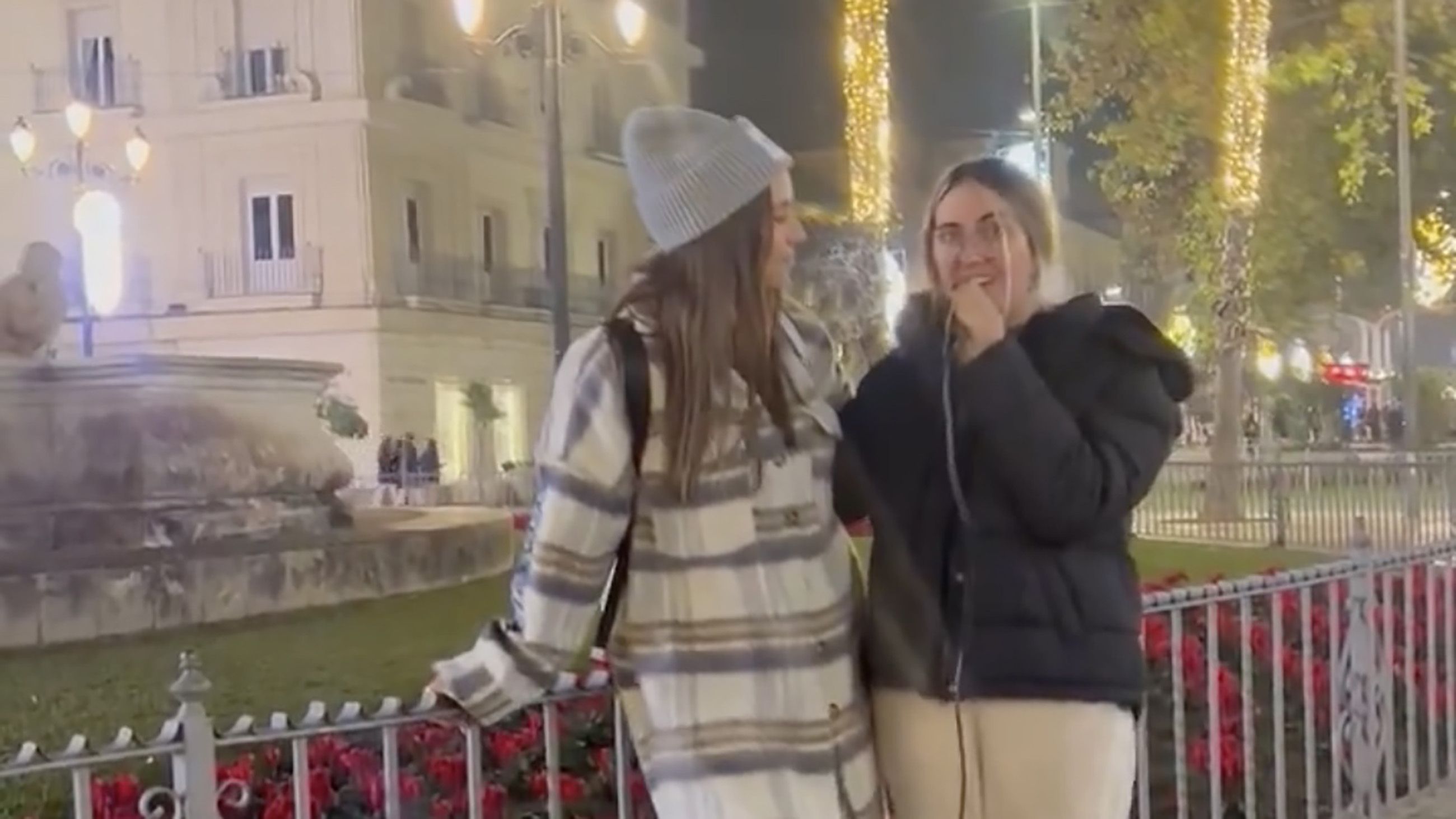 India Martínez protagoniza un emotivo dueto con una fan en Sevilla