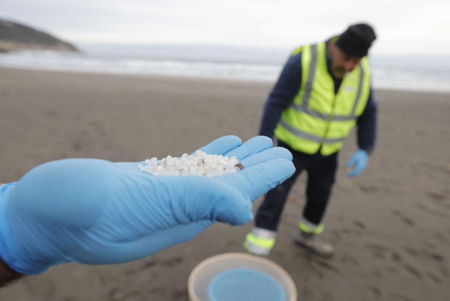 El informe de la Xunta asegura que los pellets no son peligrosos y aptos "para uso alimentario"