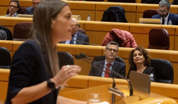 Vía libre a la subida de las pensiones de 2024 tras una votación agónica 