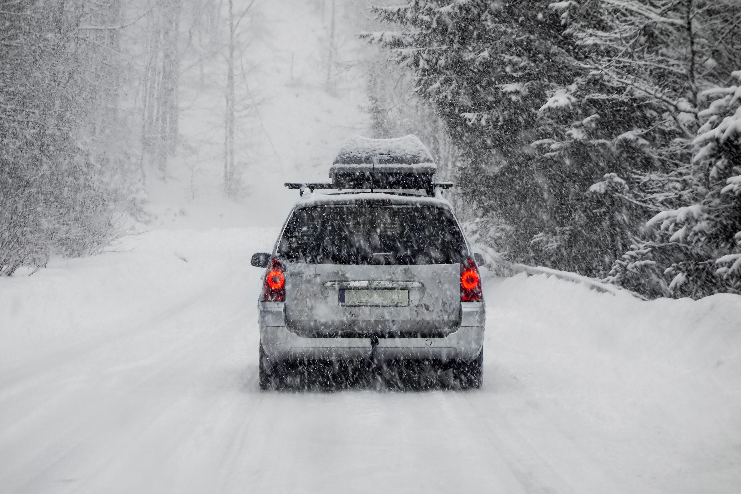 La DGT recuerda qué significan los cuatro colores de la nieve