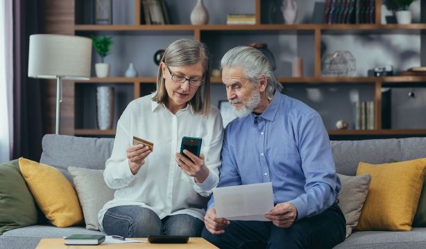 El precio de los servicios de telefonía móvil sube por primera vez en cinco años