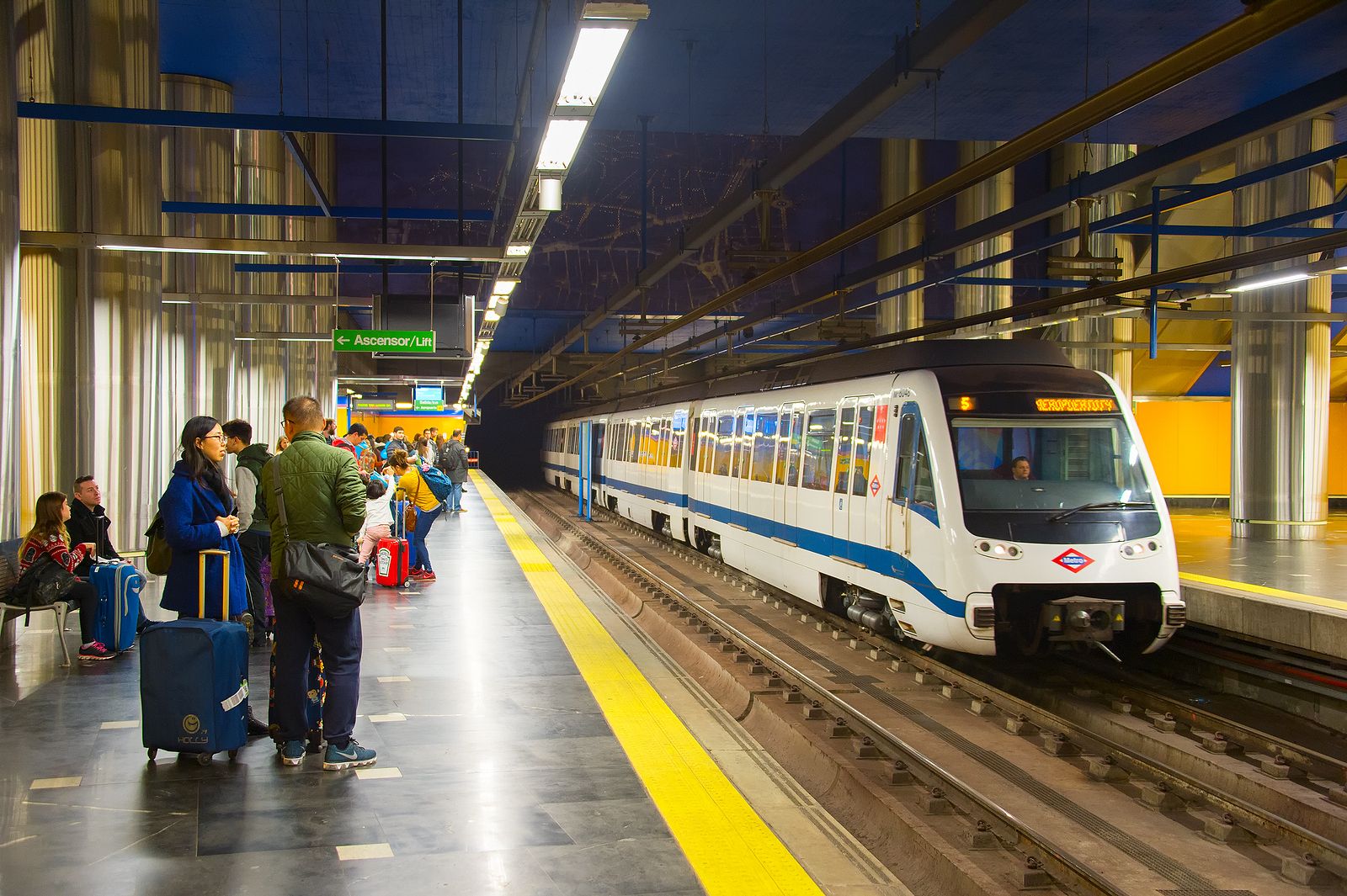 Madrid paraliza la ampliación de la línea 11 del Metro