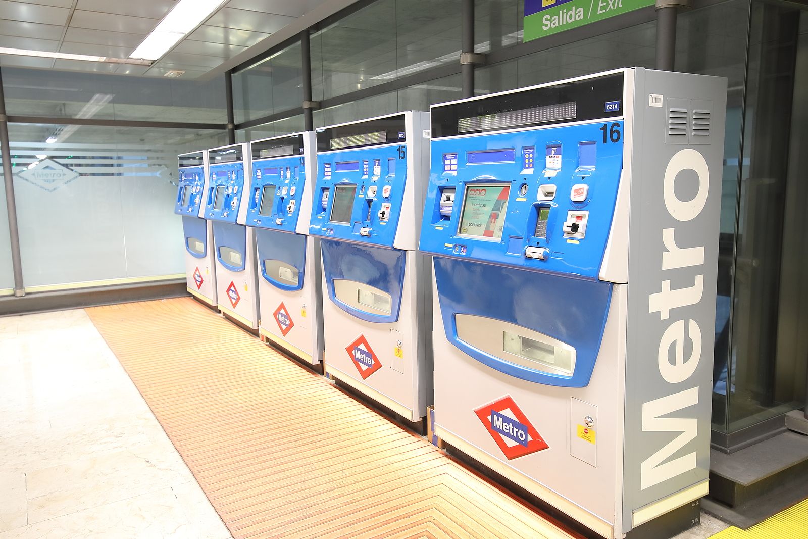 ¿Una tarjeta de Metro por 12 meses a 2 euros? Cuidado: es una estafa