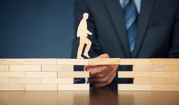 El seguro eleva un 18% su facturación en 2023, hasta los 76.500 millones