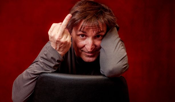 Albert Pla: "En los premios no hay más caspa porque son todos calvos"