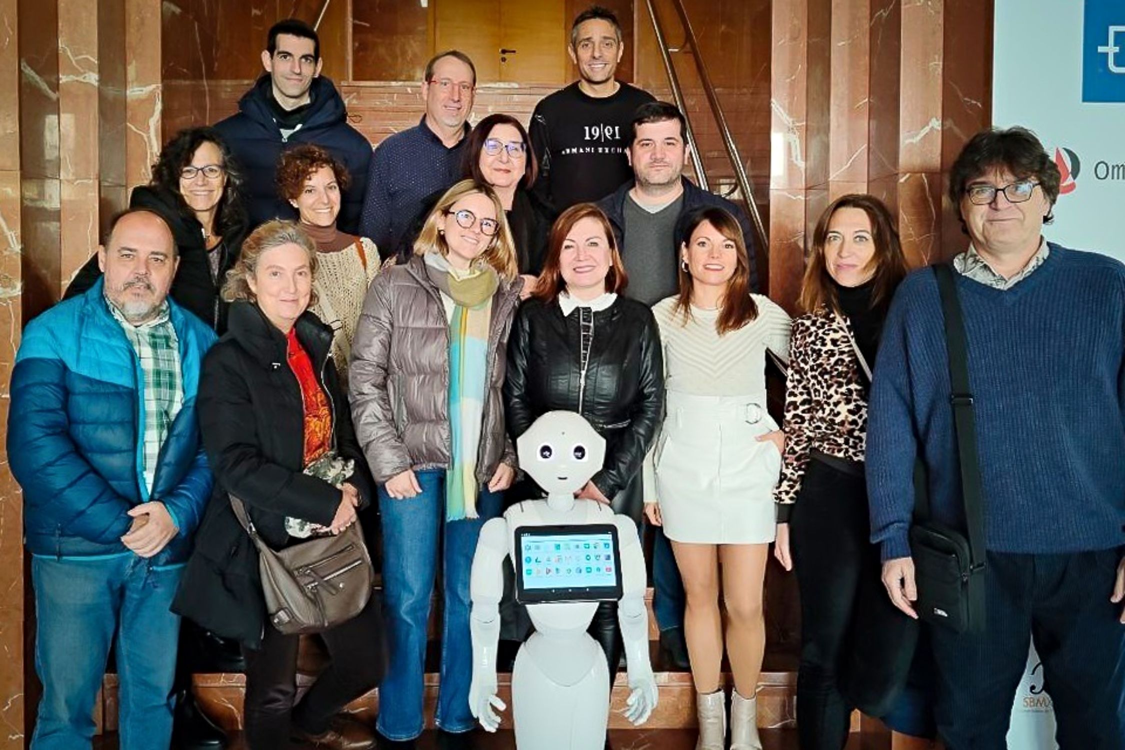 Un proyecto de investigación desarrollará robots para asistir a las personas mayores en su día a día. Foto: Europa Press