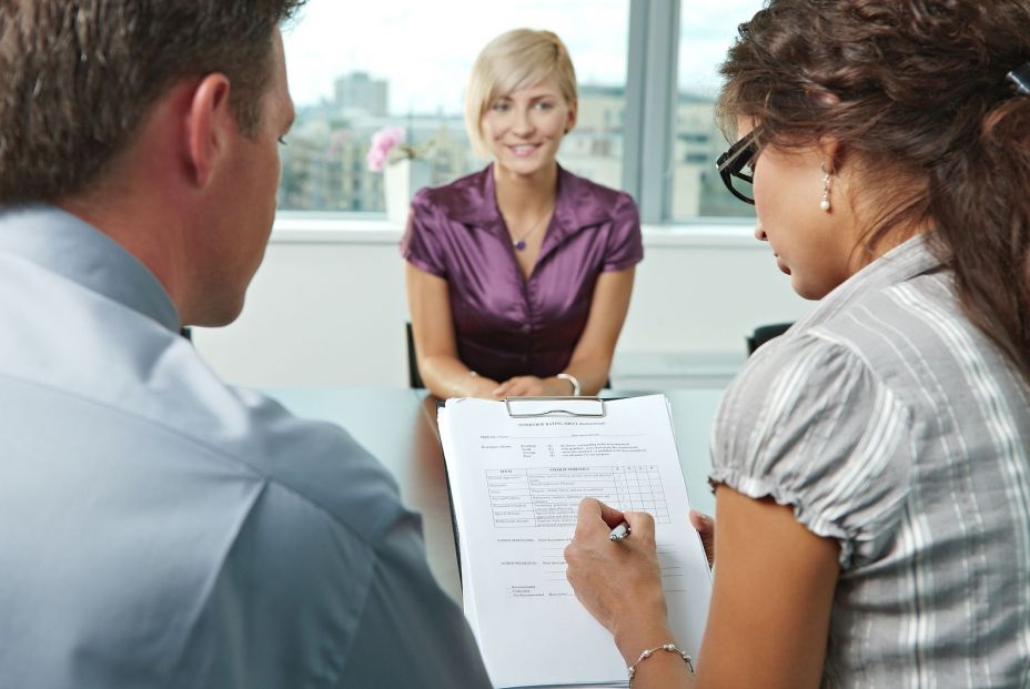 Estos son los errores que no debes cometer al hacer una entrevista de trabajo