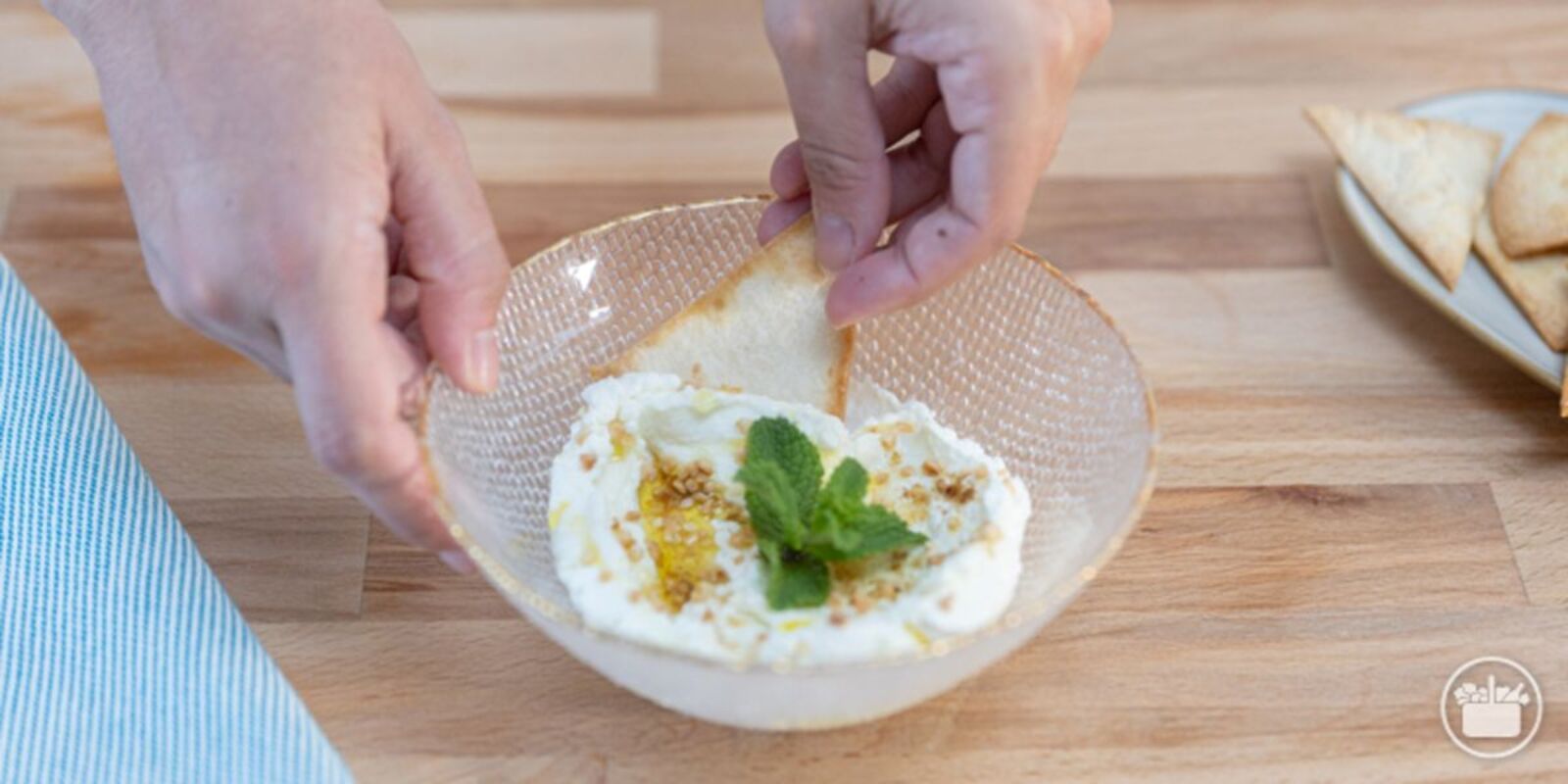 Cómo hacer Labneh, el delicioso queso de yogur de Oriente Medio