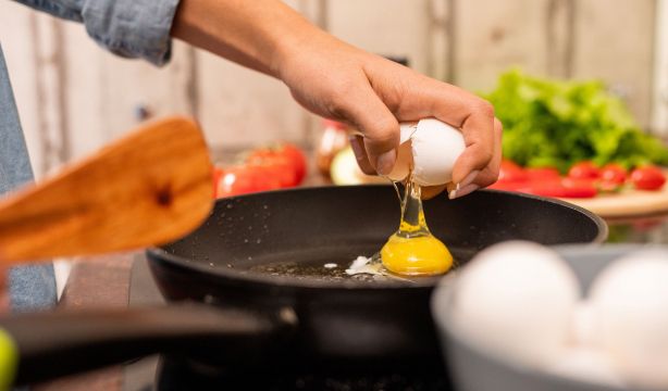 Los mayores de 65 lideran el consumo de huevo en España