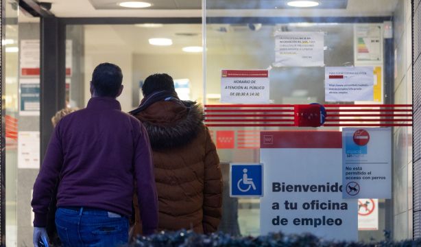 Acelerón del empleo en 2023: 783.000 nuevos ocupados y la tasa d eparo baja al 11,7%