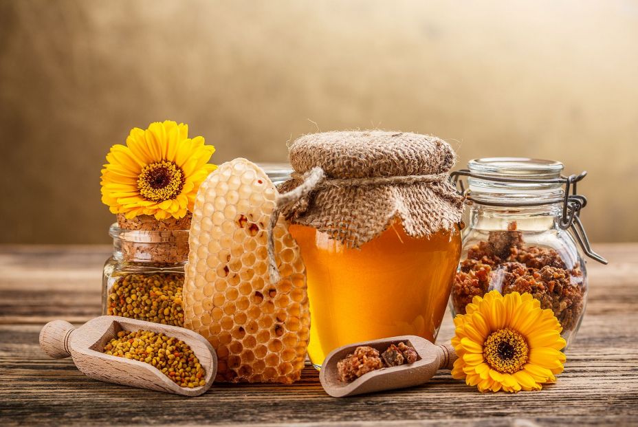 La miel de castaño con jalea real y propóleo puede reducir los efectos secundarios de la quimio