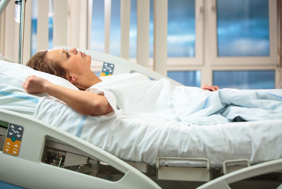 Los pacientes hospitalizados junto a la ventana duermen mejor que el resto (Bigstock)