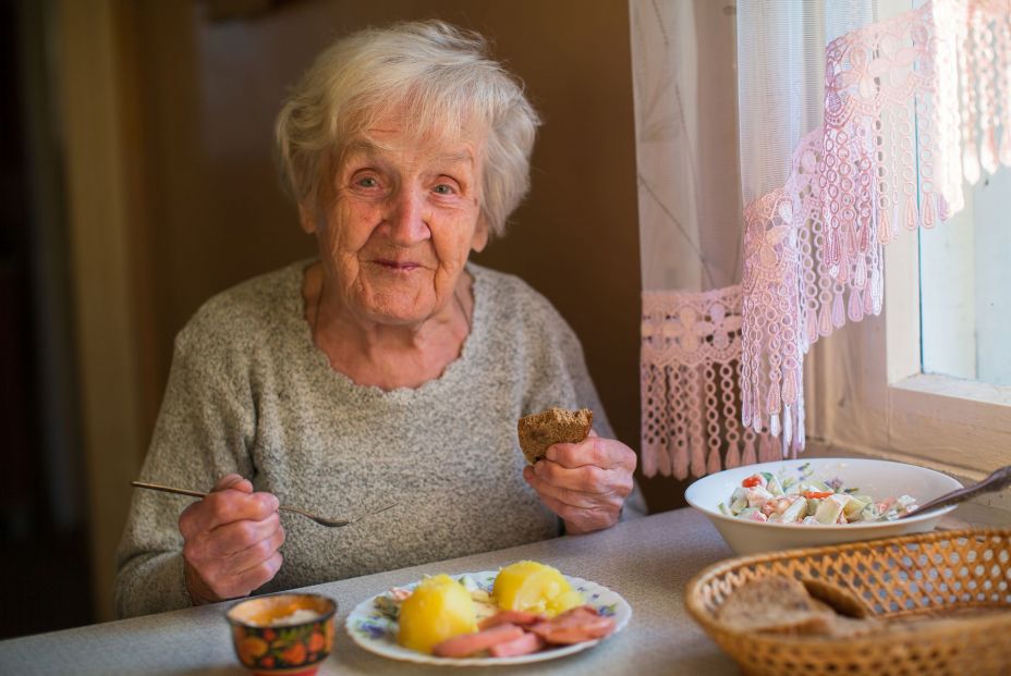 Cómo debemos comer a partir de los 60 años Cómo debemos comer a partir de los 60 años