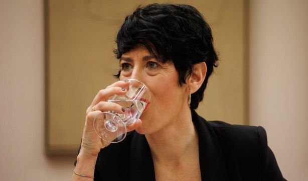 ERC y Bildu reclaman a Elma Saiz los deberes pendientes: auditoría y traspasar la Seguridad Social