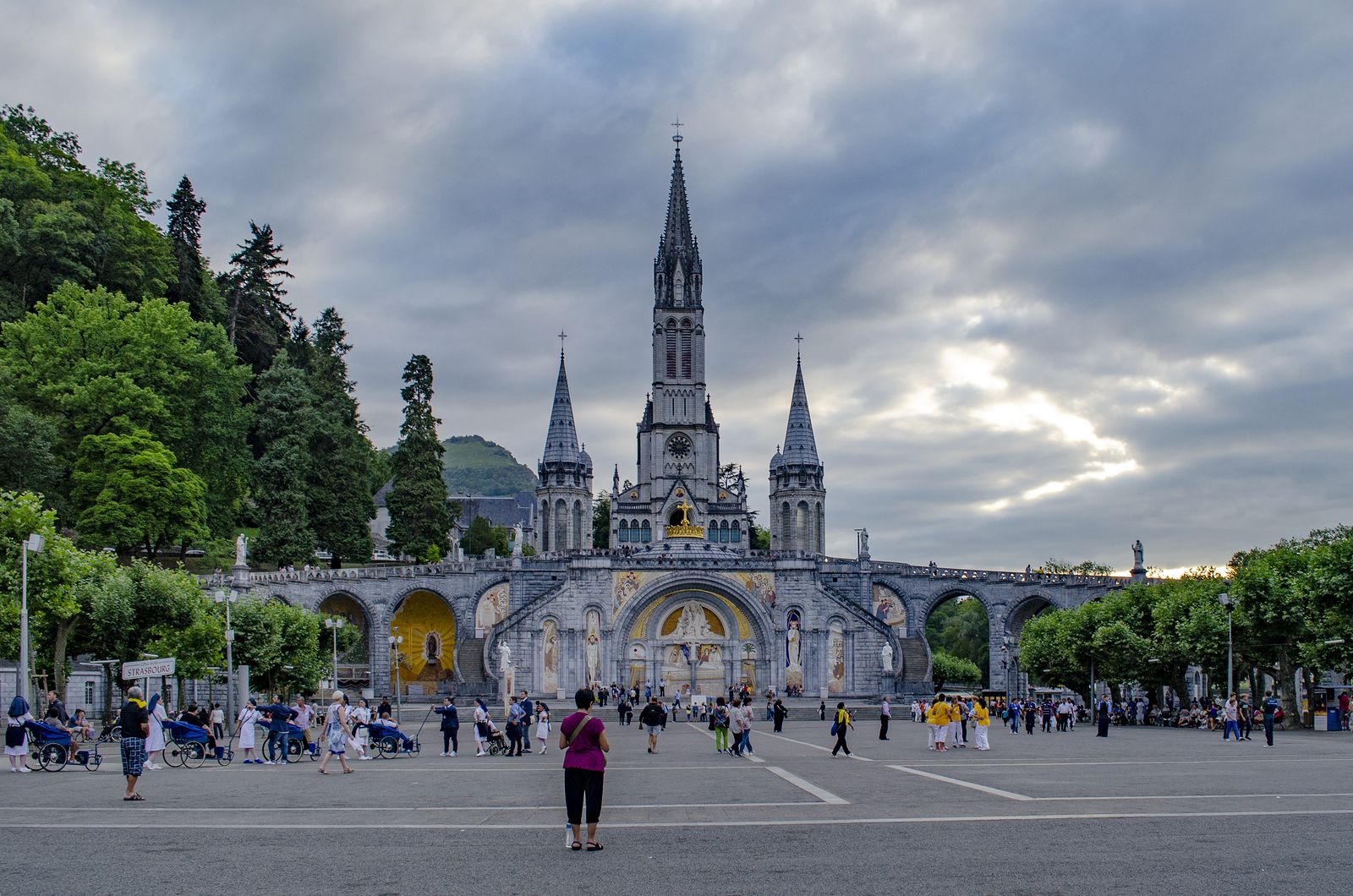 Qué ver en la localidad de Lourdes, además de su famoso Santuario
