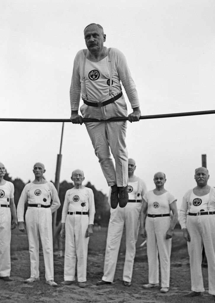 Club gimnástico senior en la Alemania de 1931. Europeana