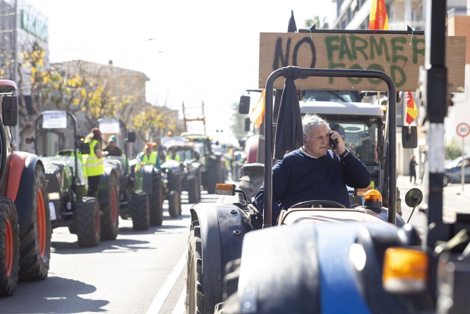 EuropaPress 5744899 agricultores llegan puerto comercial febrero 2024 castellon comunidad