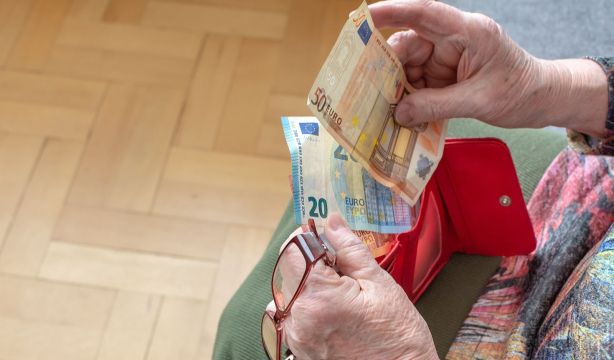 El Gobierno avanza que las pensiones no contributivas subirán más del 5% en 2026