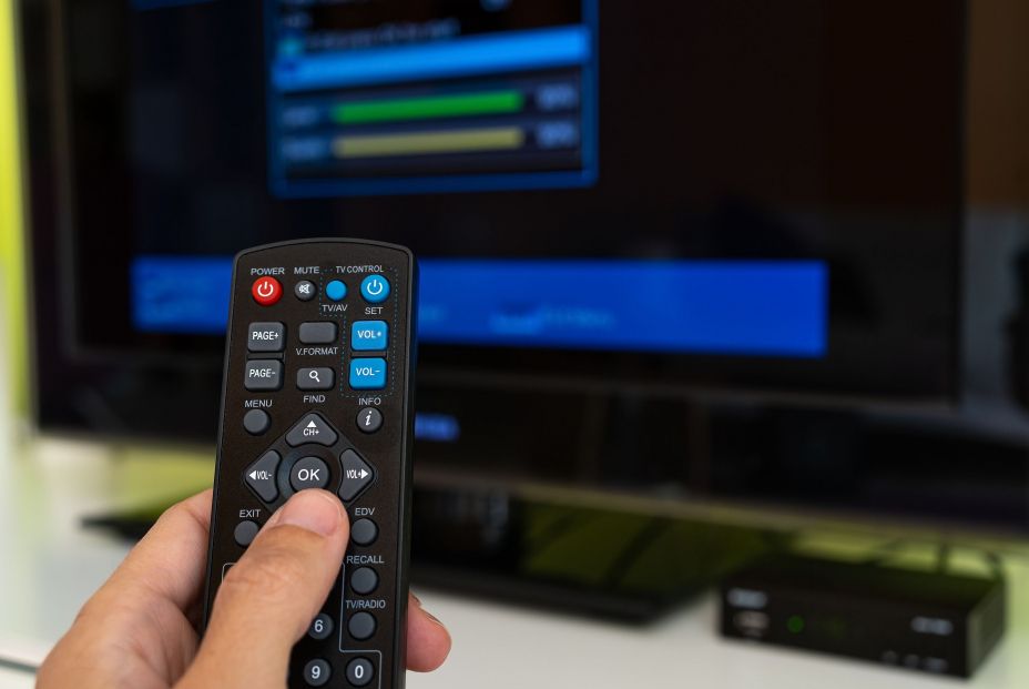 Cómo resintonizar la televisión para seguir viendo la TDT a partir de este miércoles Cómo resintonizar la televisión para seguir viendo la TDT a partir de este miércoles
