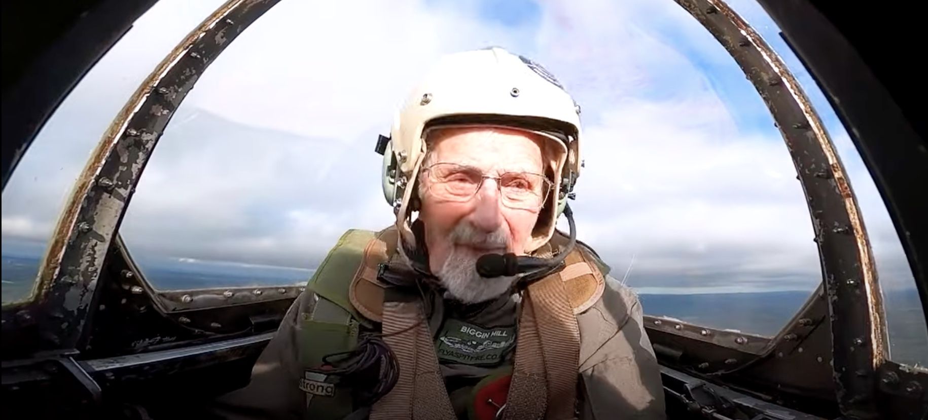 Jack Hemmings: volando un Spitfire de la Segunda Guerra Mundial a los 102 años