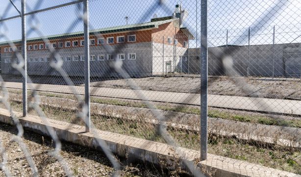 El asesino confeso de los tres hermanos mayores de Morata mata a golpes a su compañero de celda