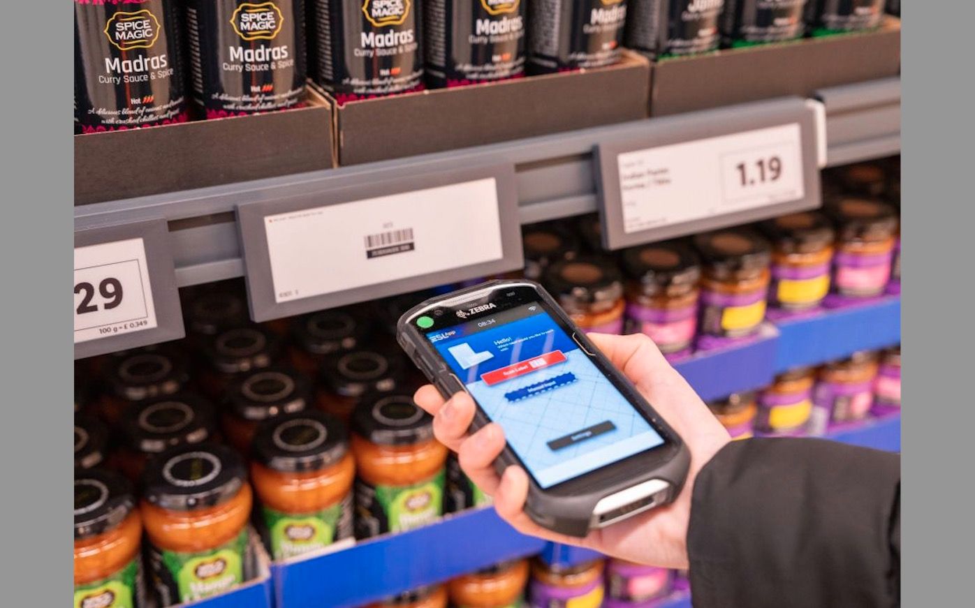 Lidl cambiará las etiquetas en papel por las electrónicas en los supermercados de Reino Unido