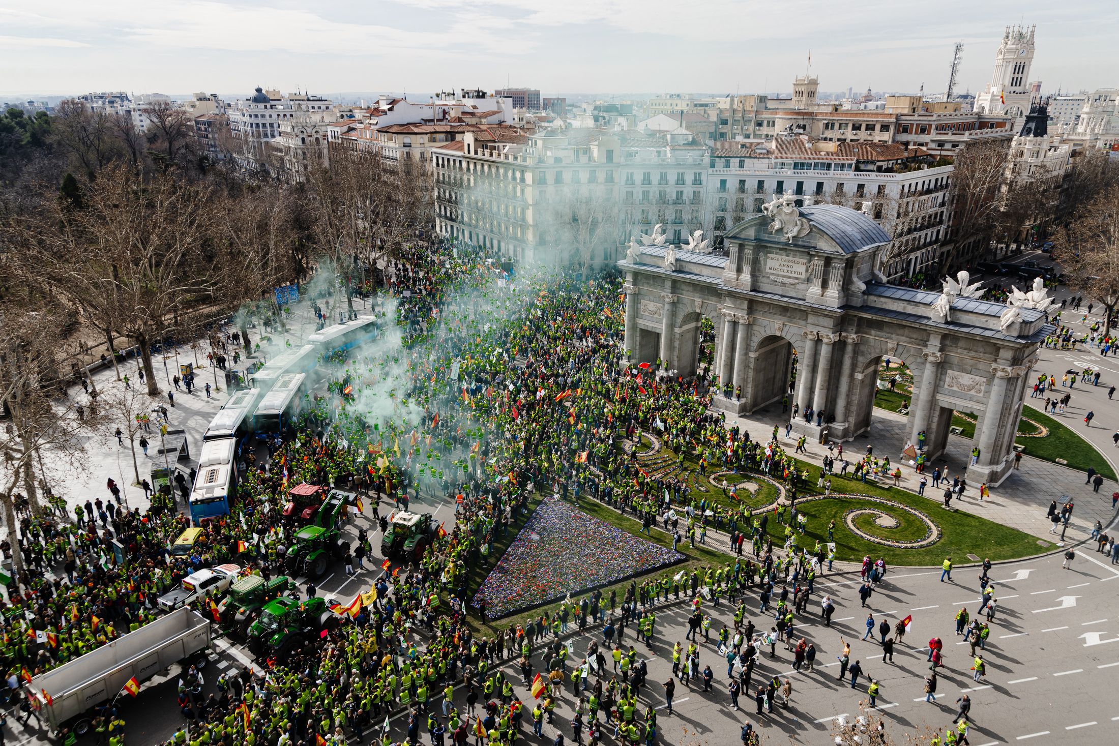 Los tractores toman el centro de Madrid en la protesta por la situación del campo