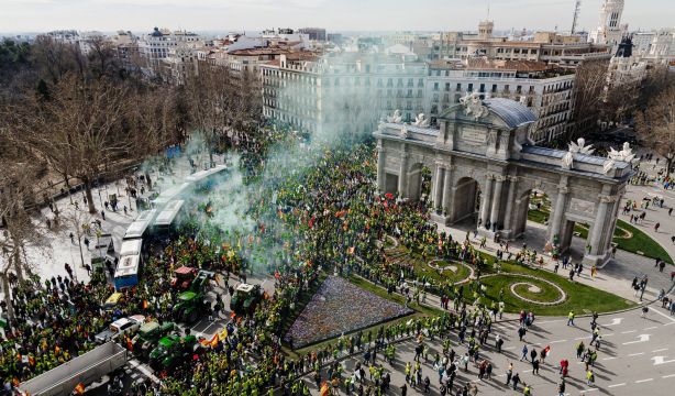 Los tractores toman el centro de Madrid en la protesta por la situación del campo