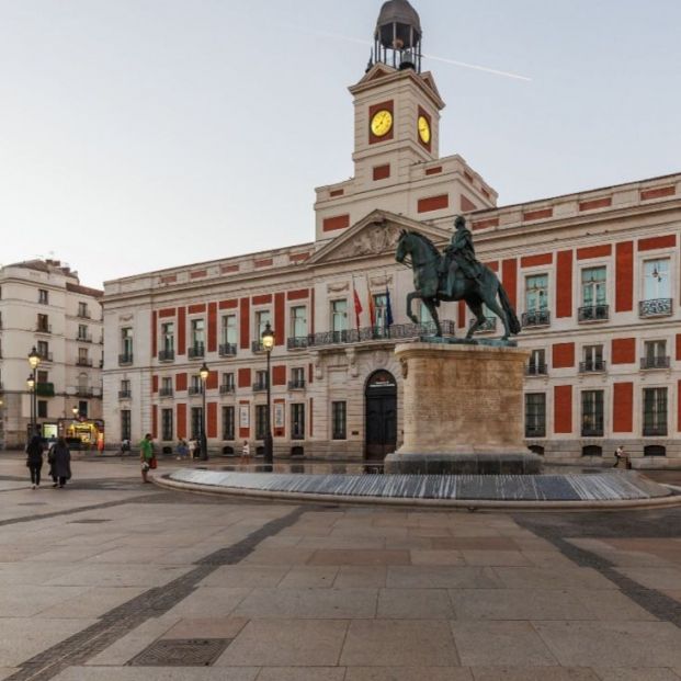 ¿Cómo han cambiado a lo largo del tiempo las plazas de los pueblos de Madrid?. web 'De Plaza en Plaza' , Comunidad de Madrid 