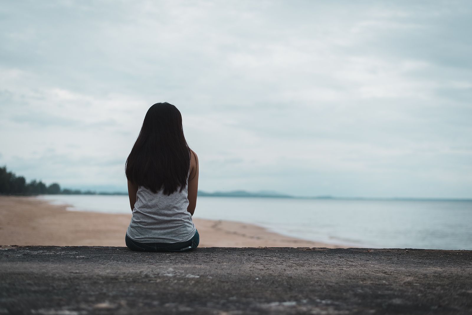 Una de cada tres mujeres jóvenes sufre soledad no deseada