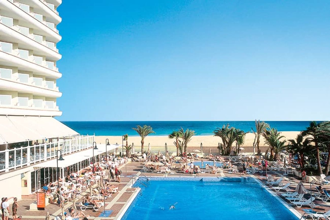El hotel Riu Oliva Beach de Fuerteventura, en el punto de mira del Gobierno tras pedir su derribo