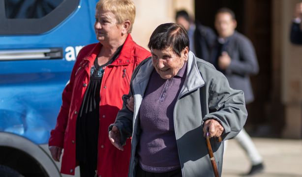 El Parlamento de Cataluña homenajea a Marina Vilalta, "la mejor representante del campesinado" (Europa Press)