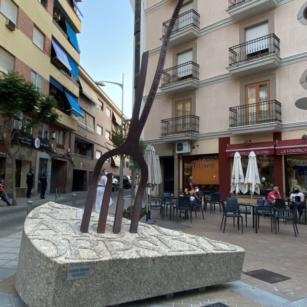 Monumento a la tortilla de patatas inaugurado en Villanueva de la Serena en 2021