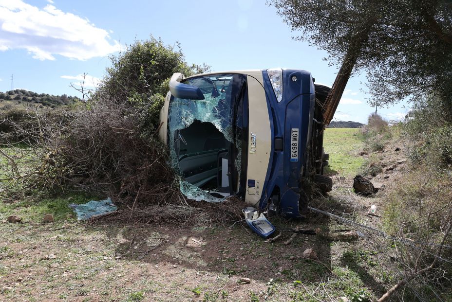 Un fallo mecánico, principal hipótesis de la causa del accidente del autobús del Imserso