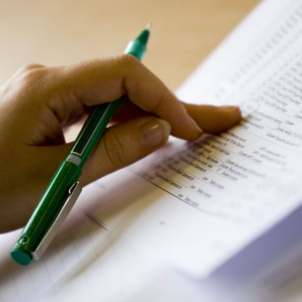 Estos son los pasos a seguir tras el fallecimiento de un familiar pensionista (Bigstock)