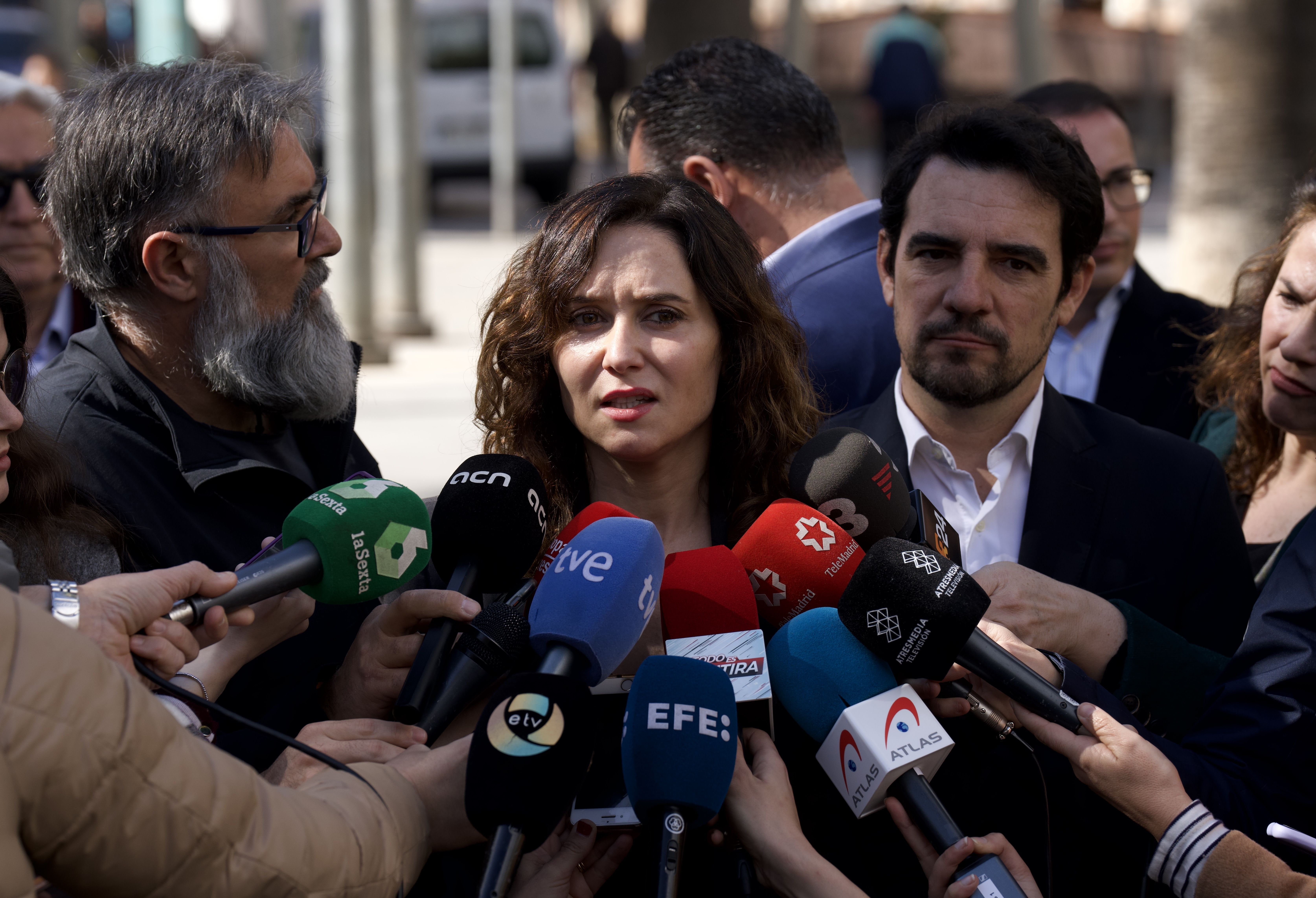 Ayuso: "Ahora tocaba el novio... Esto es parte de lo que llevo sufriendo desde hace cinco años"