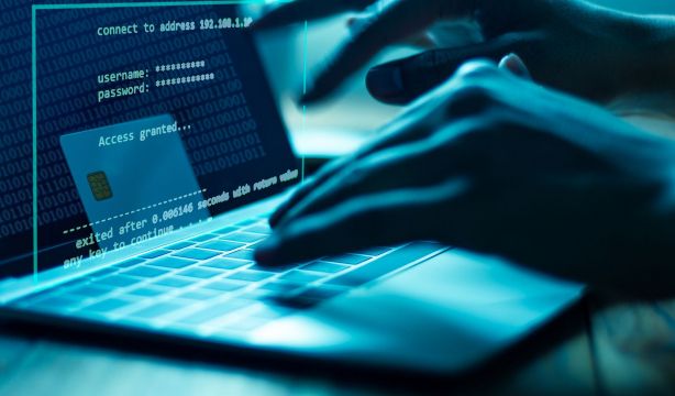 Cuidado: diariamente cometes estos errores ‘online’ con los que pueden robar tus datos