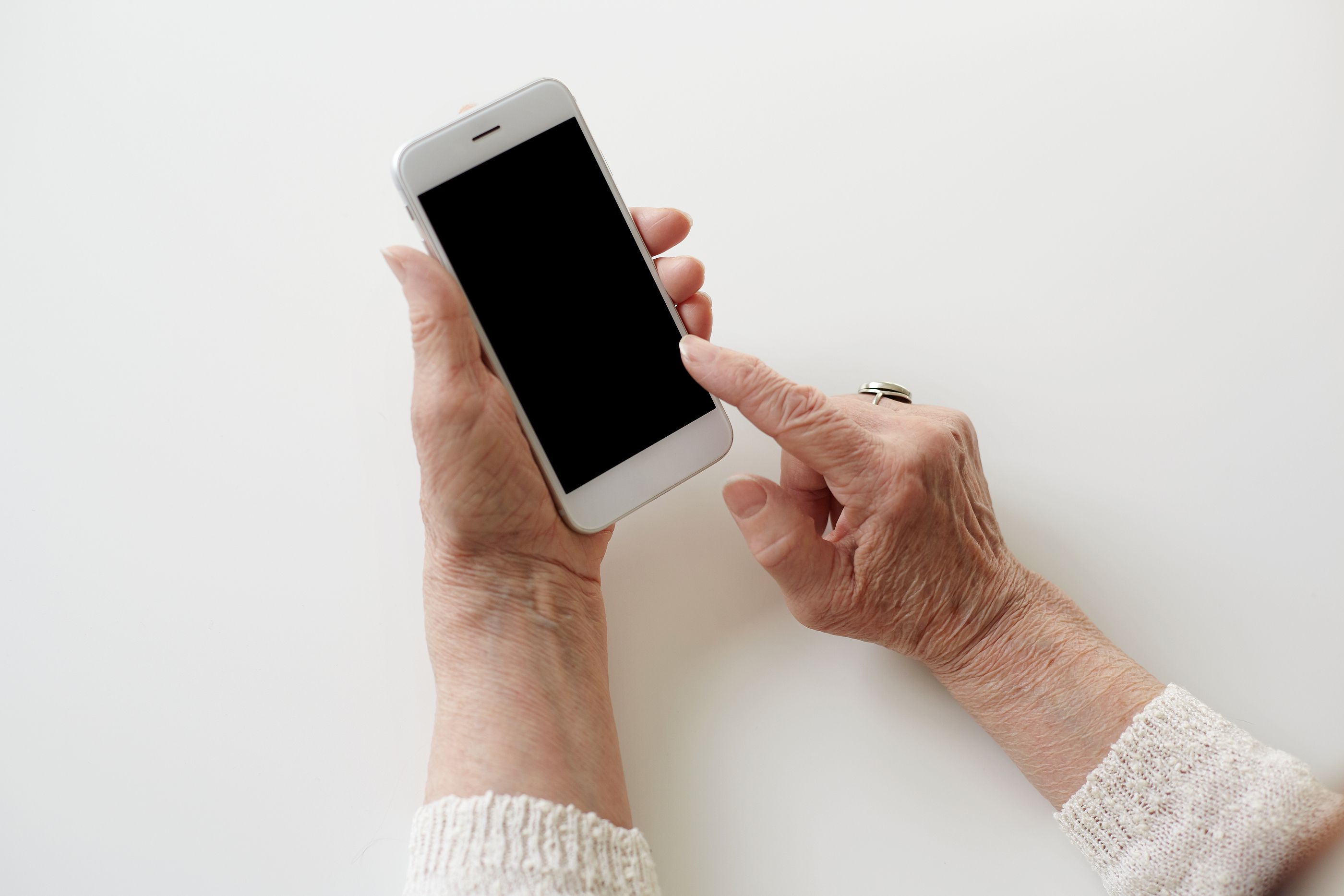 Así funciona VIVESS, la app de la Seguridad Social para pensionistas que residen en el extranjero (Bigstock)