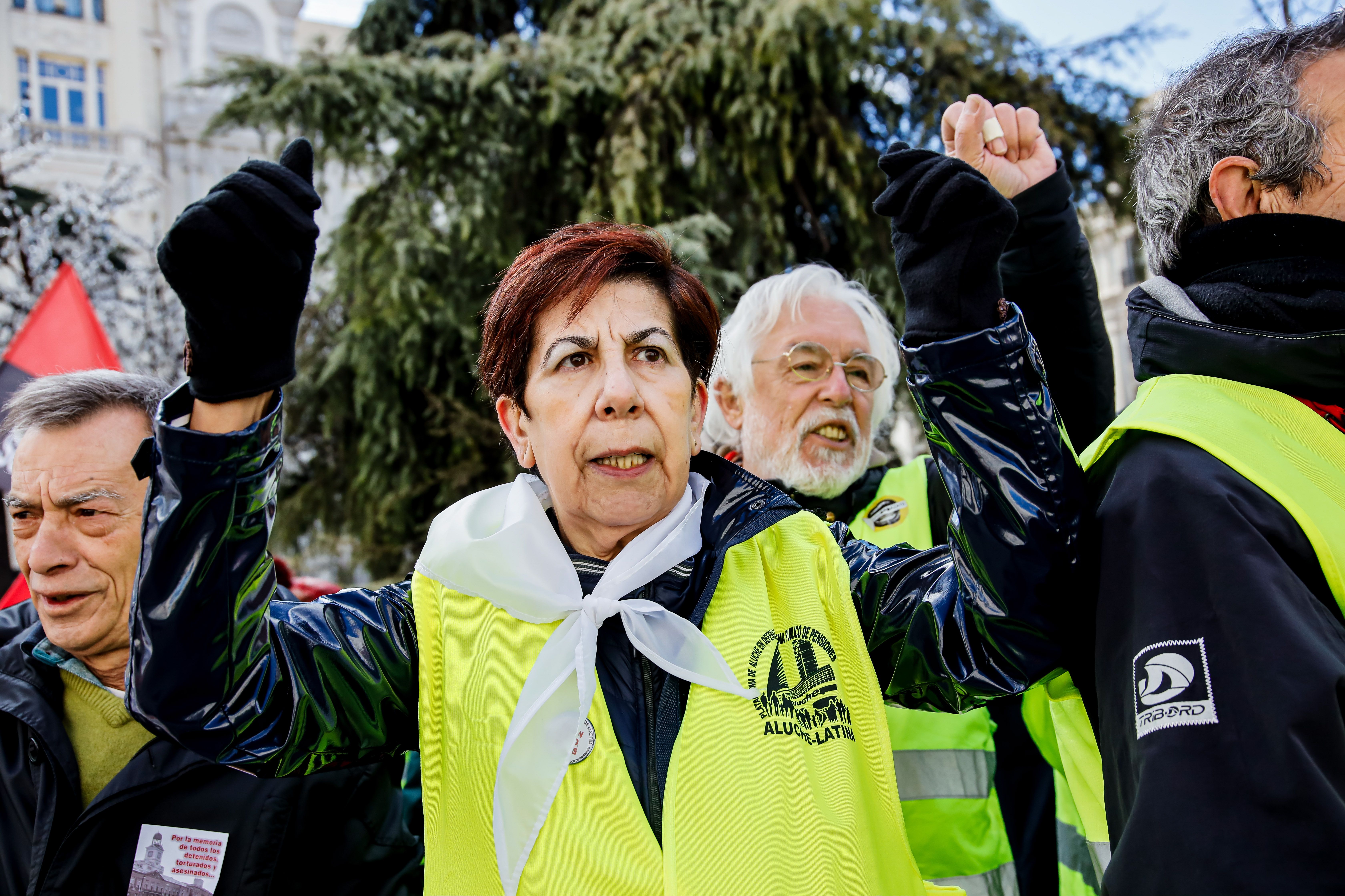 La llamada de Carlos San Juan a la acción de los mayores se expande: “Basta de quejas en voz baja”