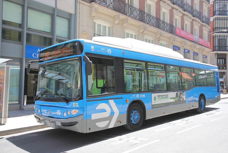 La Comunidad de Madrid estudia subir el precio del transporte público