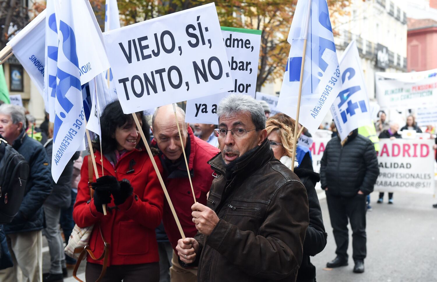 Pobres de nosotros mayores