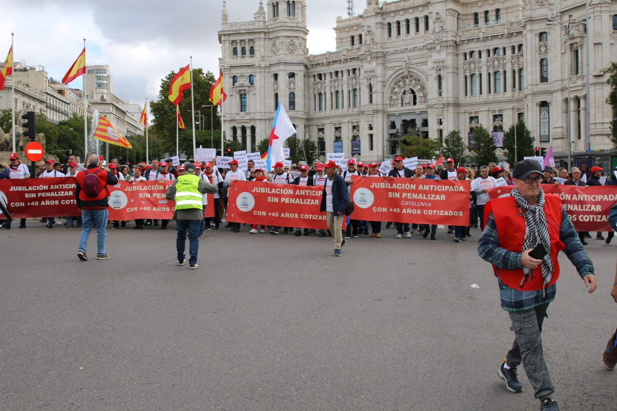 Las denuncias de ASJUBI40 por los recortes inundan las quejas al Defensor del Pueblo en pensiones