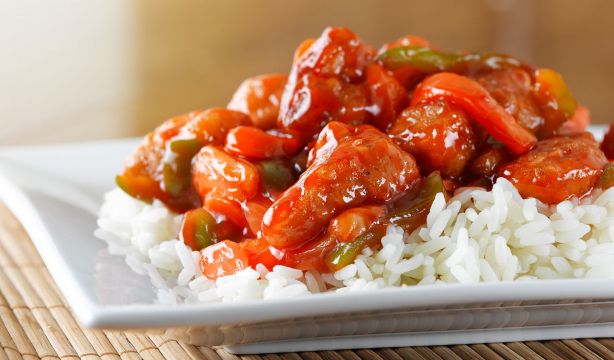Redondo, largo, basmati, integral... Cómo preparar cada tipo de arroz y proporción correcta de agua (Big Stock)