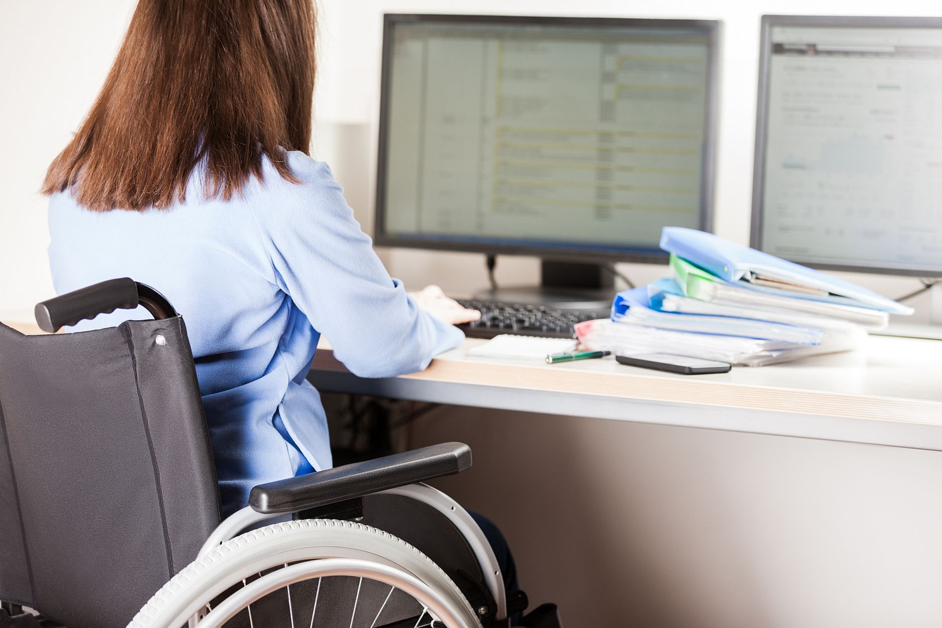 CSIF y CERMI piden la jubilación anticipada para los funcionarios con discapacidad